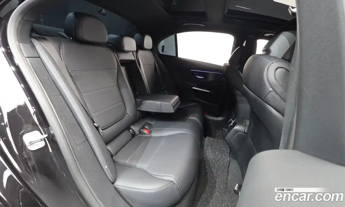 Mercedes-Benz C-Class 2024 2.0 Автомат в Москве № 466315, фото 19