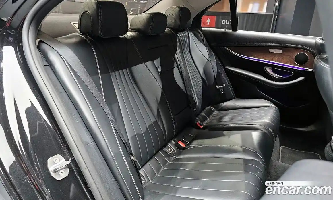 Mercedes-Benz E-Class 2017 1.9 Автомат в Москве № 467933, фото 13