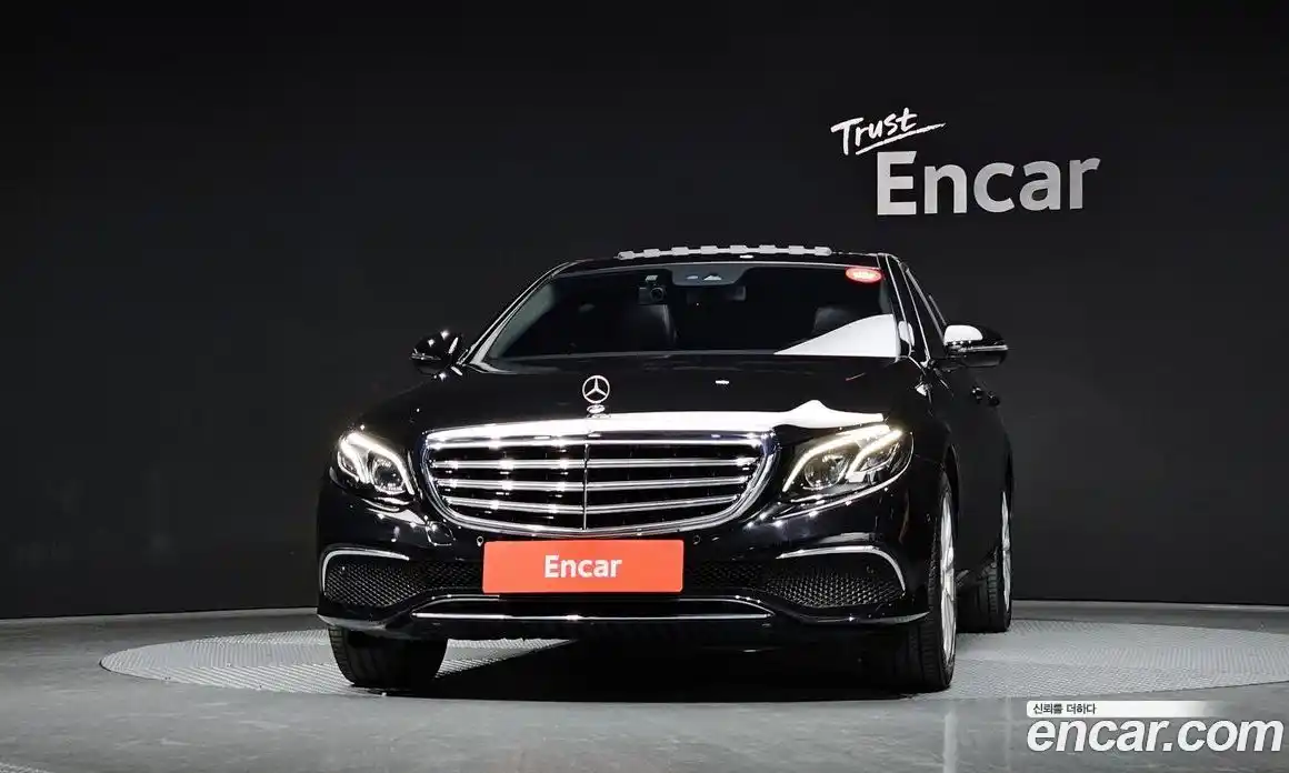 Mercedes-Benz E-Class 2017 1.9 Автомат в Москве № 467933, фото 3