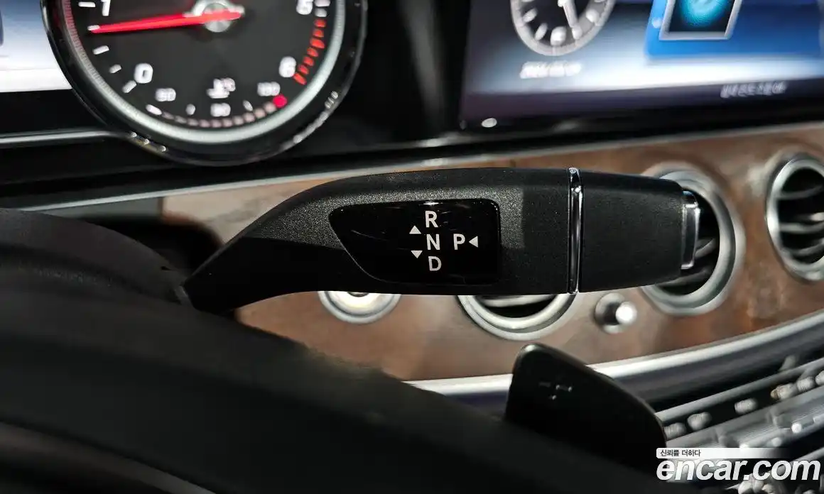 Mercedes-Benz E-Class 2017 1.9 Автомат в Москве № 467933, фото 9