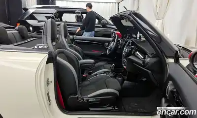 Mini Cooper Convertible 2022 2.0 Автомат в Москве № 471973, миниатюра 11