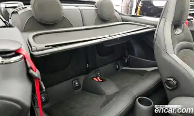 Mini Cooper Convertible 2022 2.0 Автомат в Москве № 471973, миниатюра 12