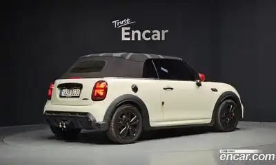 Mini Cooper Convertible 2022 2.0 Автомат в Москве № 471973, миниатюра 2