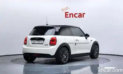 Mini Cooper 2018 1.5 Автомат в Москве № 472006, миниатюра 2