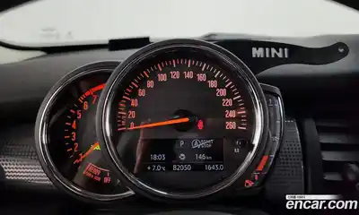 Mini Cooper 2018 1.5 Автомат в Москве № 472006, миниатюра 8