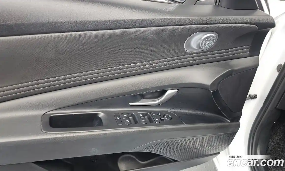 Hyundai Avante 2023 1.6 Автомат в Москве № 47593, фото 17