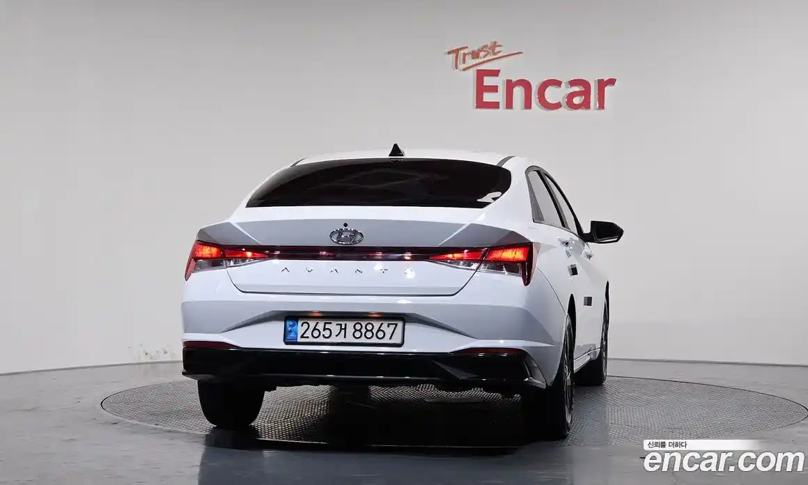 Hyundai Avante 2023 1.6 Автомат в Москве № 47593, фото 3