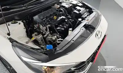 Hyundai Avante 2023 1.6 Автомат в Москве № 47593, миниатюра 5