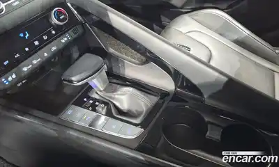 Hyundai Avante 2023 1.6 Автомат в Москве № 47593, миниатюра 8