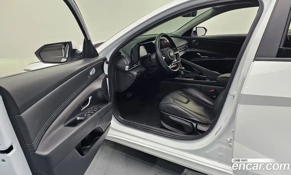 Hyundai Avante 2025 1.6 Автомат в Москве № 49623, фото 9