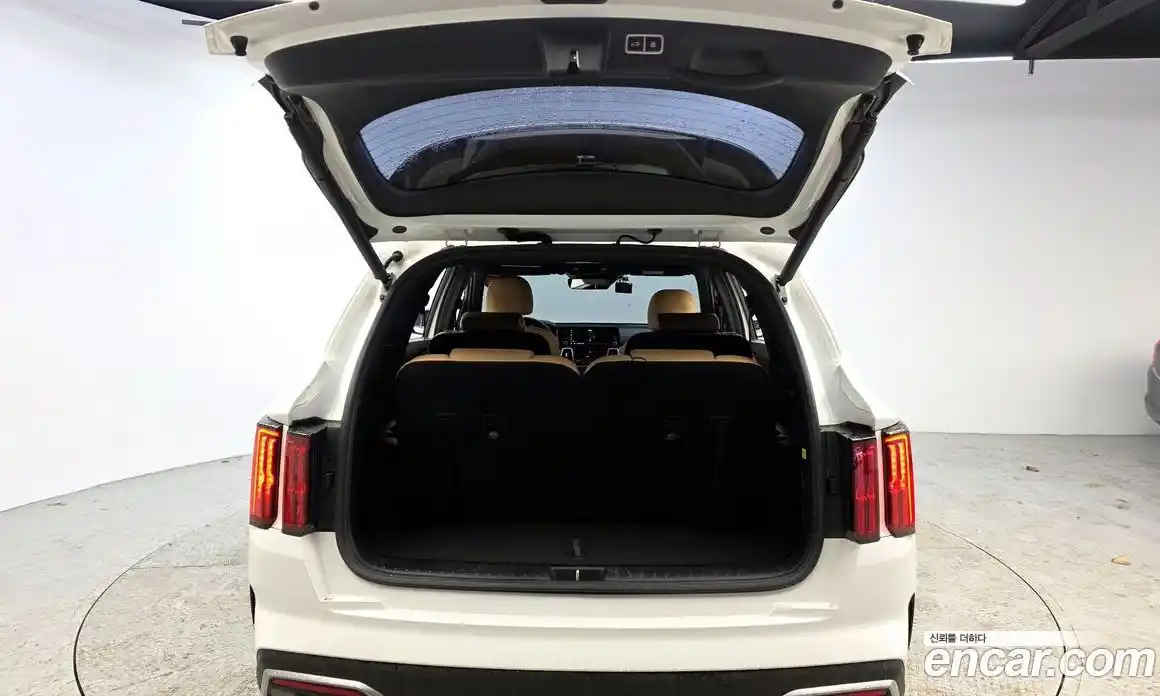 Kia Sorento 2022 1.6 Автомат в Москве № 50290, фото 8