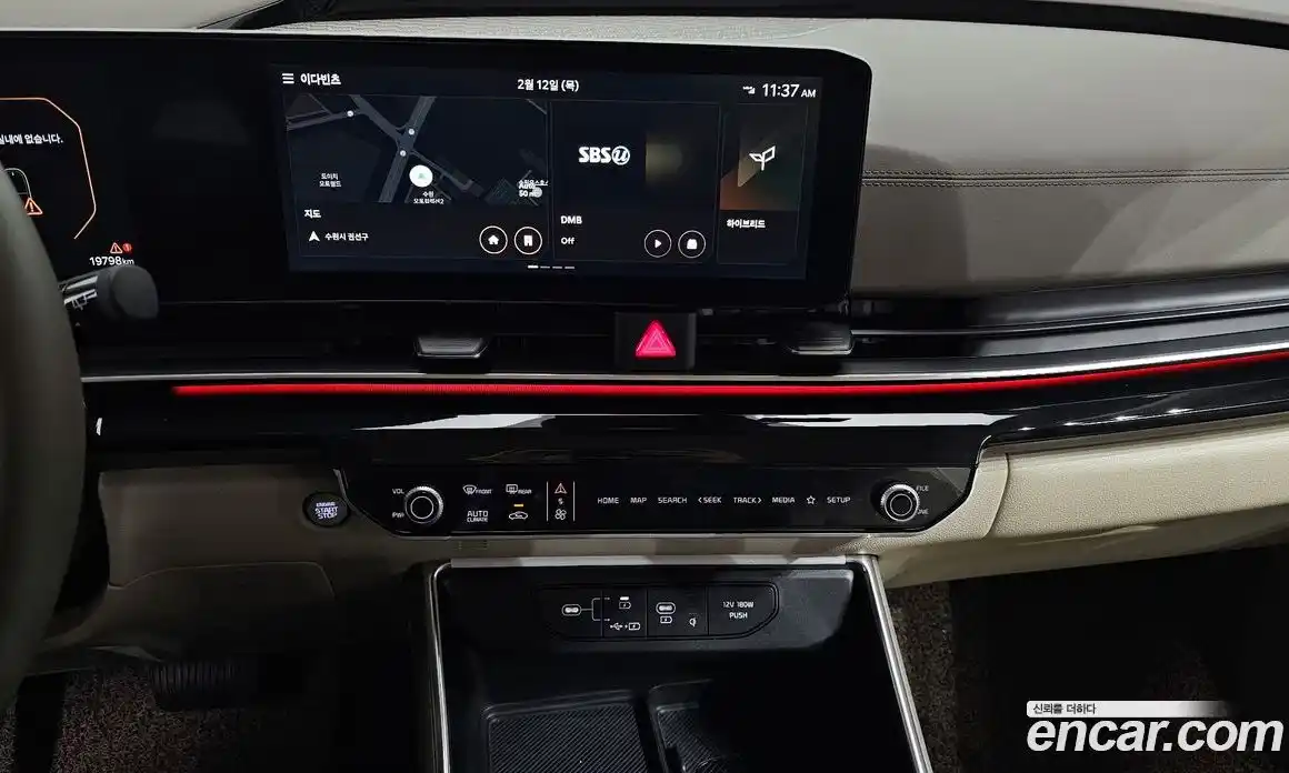 Kia Canival 2025 1.6 Автомат в Москве № 55886, фото 15