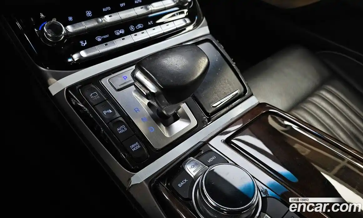 Genesis EQ900 2017 5.0 Автомат в Москве № 57411, фото 7