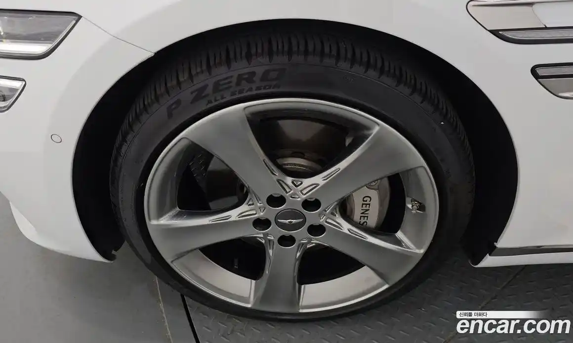 Genesis G80 2023 2.5 Автомат в Москве № 59240, фото 9