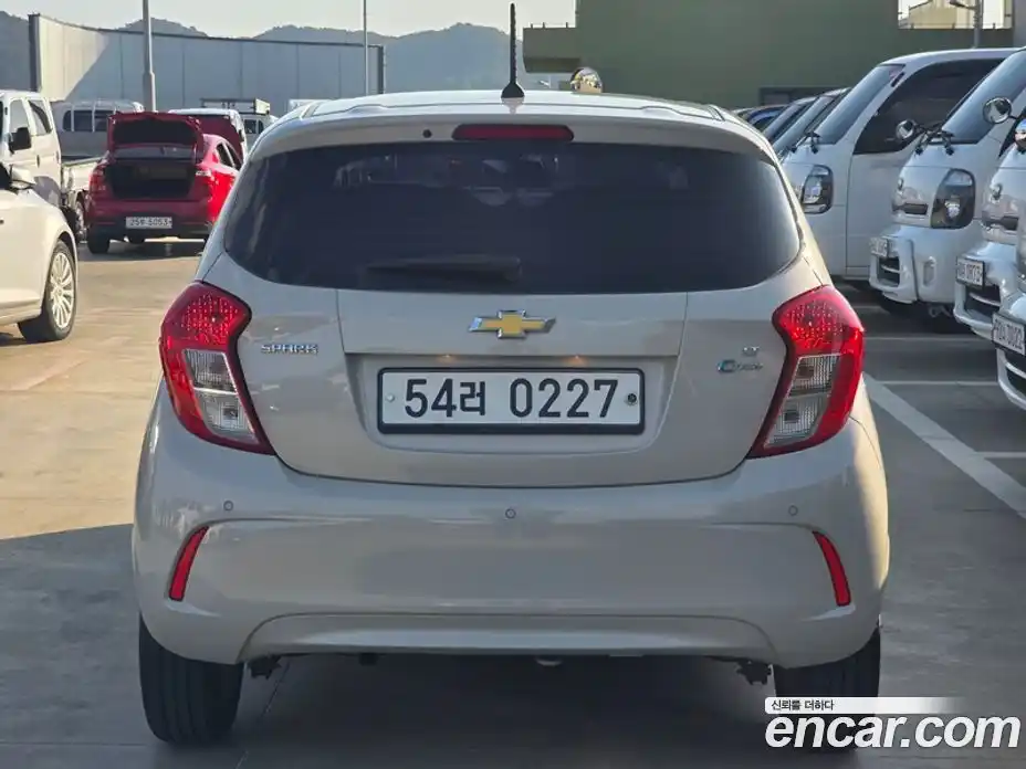 Chevrolet Spark 2016 1.0 Автомат в Москве № 92595, фото 4