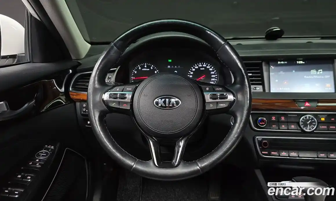 Kia K7 2017 3.0 Автомат в Москве № 10292, фото 13