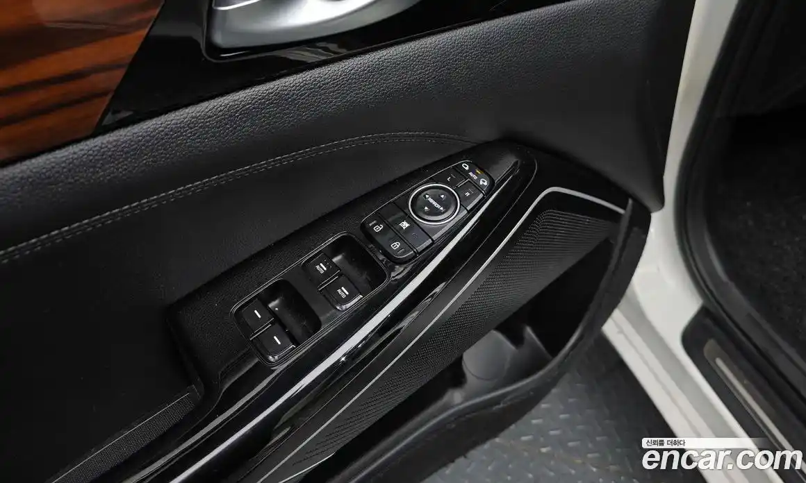 Kia K7 2017 3.0 Автомат в Москве № 10292, фото 17