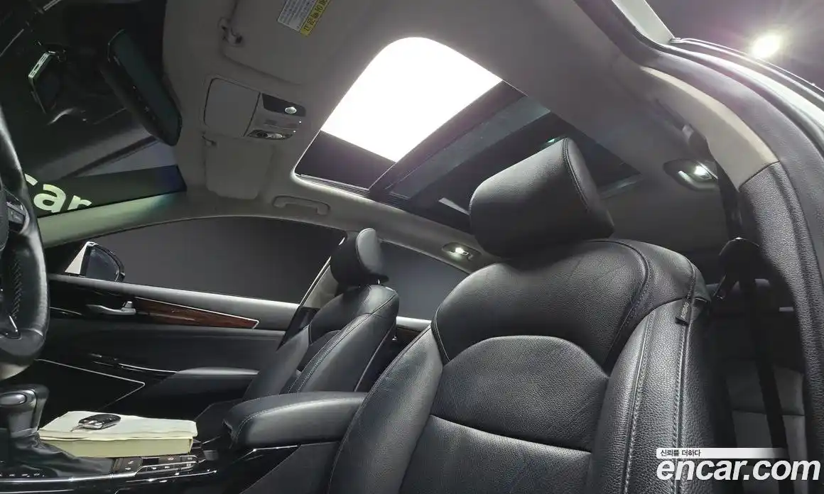 Kia K7 2017 3.0 Автомат в Москве № 10292, фото 20