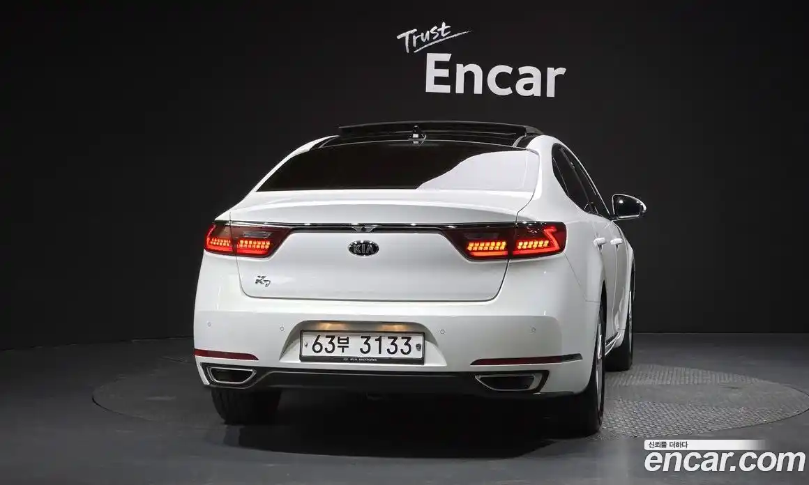 Kia K7 2017 3.0 Автомат в Москве № 10292, фото 4