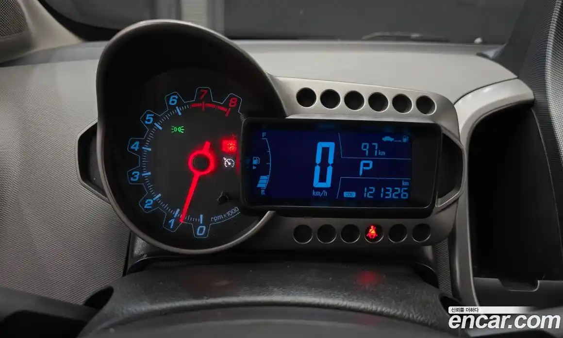 Chevrolet Aveo 2016 1.4 Автомат в Москве № 104696, фото 13