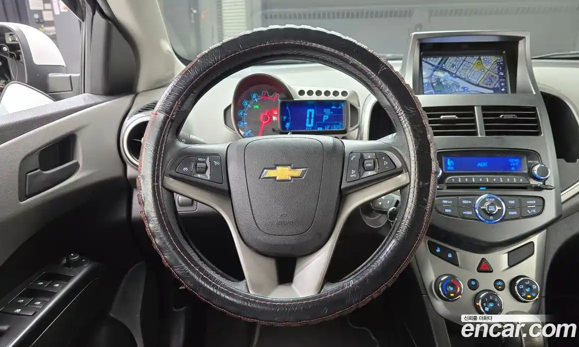 Chevrolet Aveo 2016 1.4 Автомат в Москве № 104696, фото 20