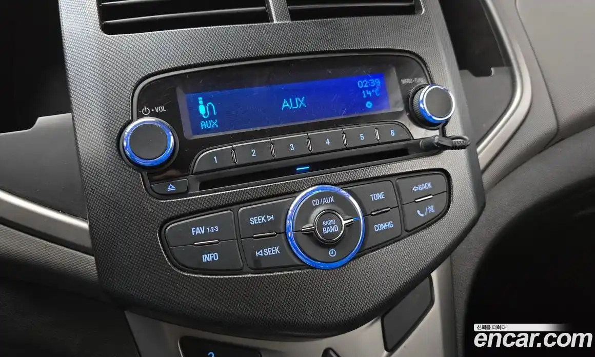 Chevrolet Aveo 2016 1.4 Автомат в Москве № 104696, фото 6