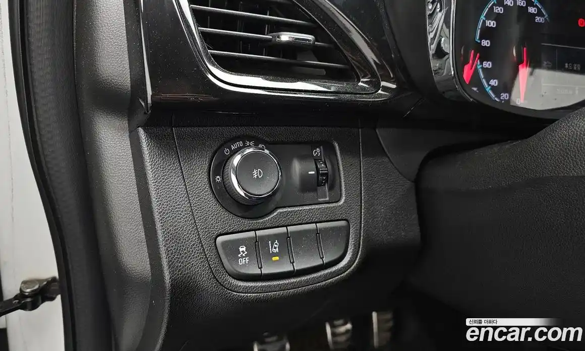 Chevrolet Spark 2016 1.0 Механическая в Москве № 105516, фото 15