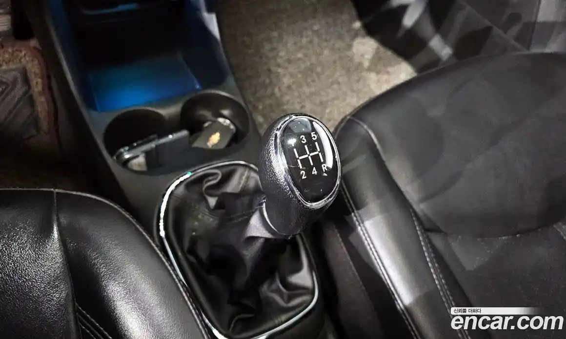 Chevrolet Spark 2016 1.0 Механическая в Москве № 105516, фото 19