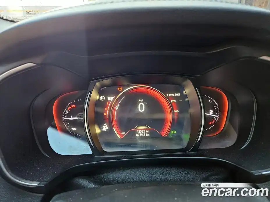 Renault QM6 2022 2.0 Автомат в Москве № 107201, фото 13