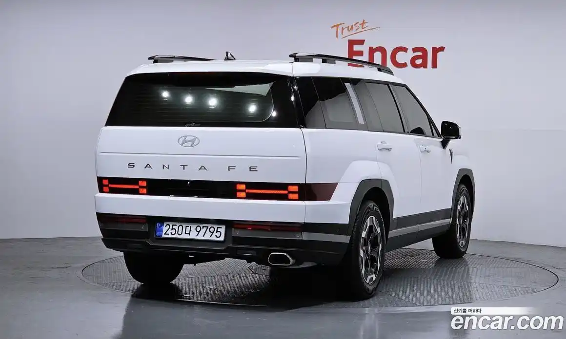 Hyundai Santa Fe 2024 2.5 Автомат в Москве № 107799, фото 13