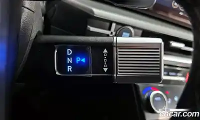 Hyundai Santa Fe 2024 2.5 Автомат в Москве № 107799, миниатюра 9