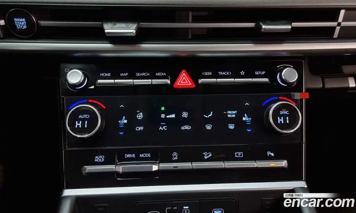 Hyundai Santa Fe 2024 2.5 Автомат в Москве № 108719, фото 15