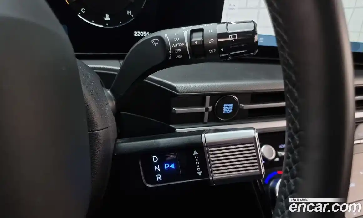 Hyundai Santa Fe 2024 2.5 Автомат в Москве № 108719, фото 9