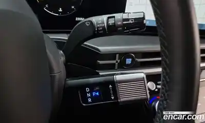 Hyundai Santa Fe 2024 2.5 Автомат в Москве № 108719, миниатюра 9