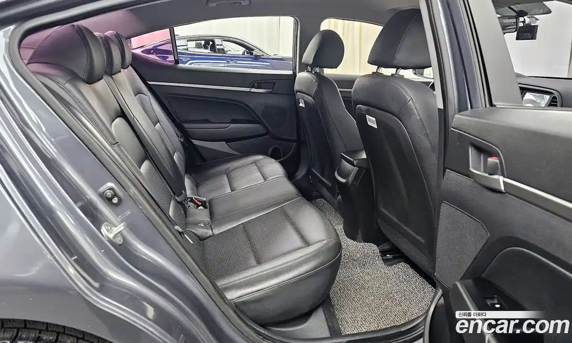 Hyundai Avante 2019 1.6 Автомат в Москве № 108796, фото 14