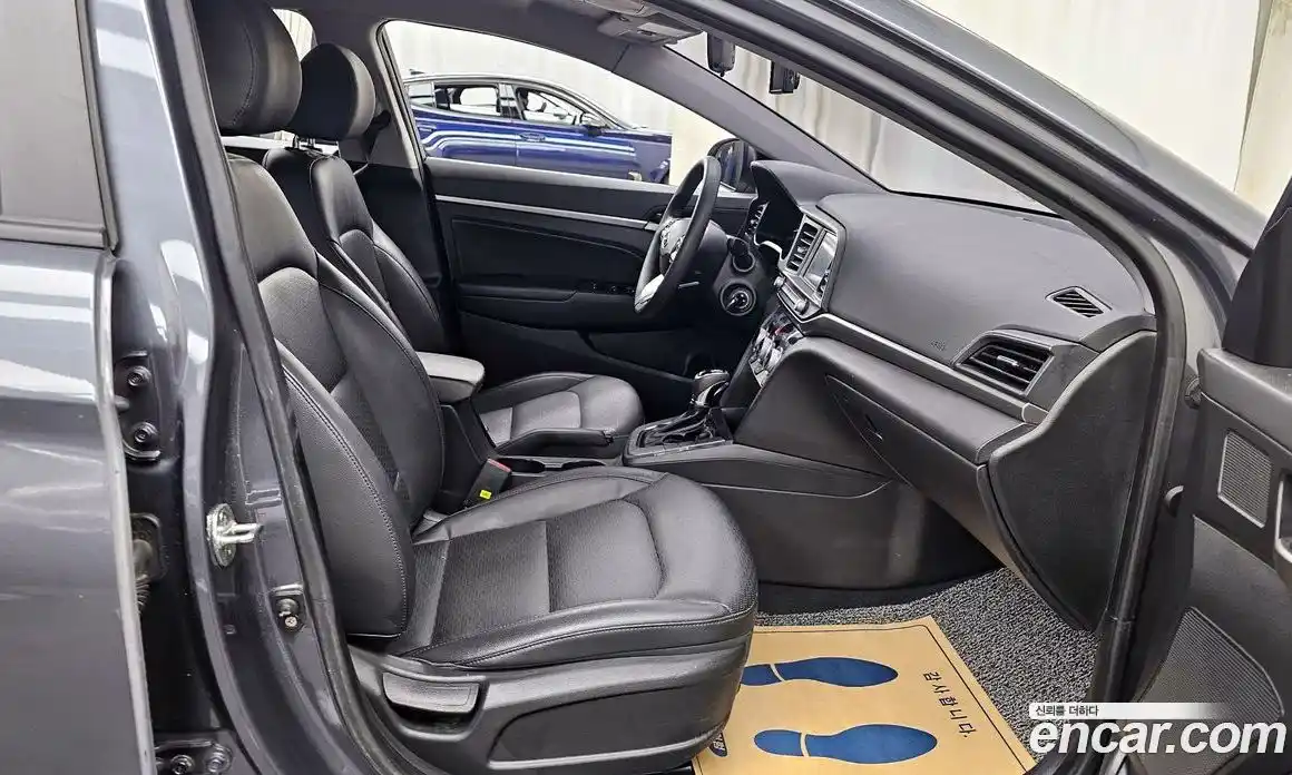 Hyundai Avante 2019 1.6 Автомат в Москве № 108796, фото 10