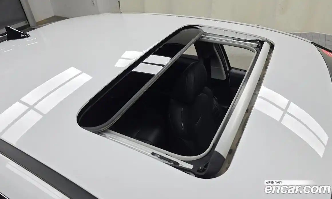 Hyundai Avante 2023 1.6 Автомат в Москве № 109504, фото 3