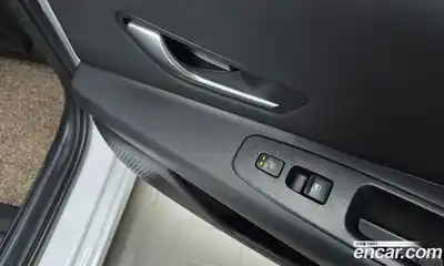 Hyundai Avante 2023 1.6 Автомат в Москве № 109504, миниатюра 10