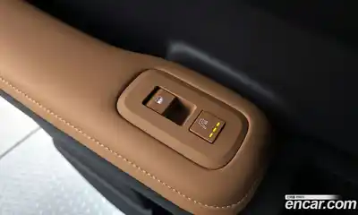 Hyundai Santa Fe 2024 2.5 Автомат в Москве № 111774, миниатюра 10