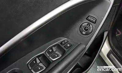 Hyundai Santa Fe 2013 2.0 Автомат в Москве № 112662, миниатюра 3