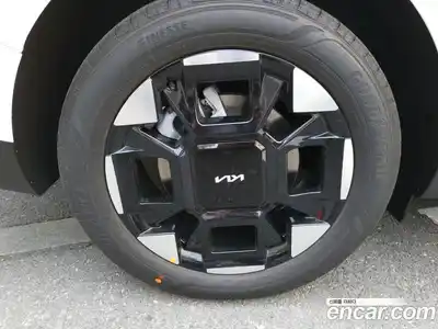 Kia Canival 2025 1.6 Автомат в Москве № 114012, миниатюра 5