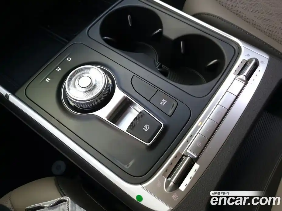 Kia Canival 2025 1.6 Автомат в Москве № 114012, фото 9