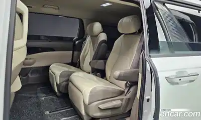 Kia Canival 2025 3.5 Автомат в Москве № 114875, миниатюра 12