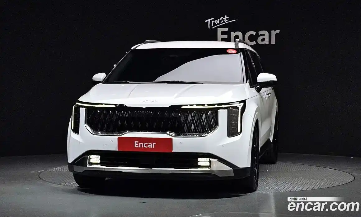 Kia Canival 2025 3.5 Автомат в Москве № 114875, фото 3