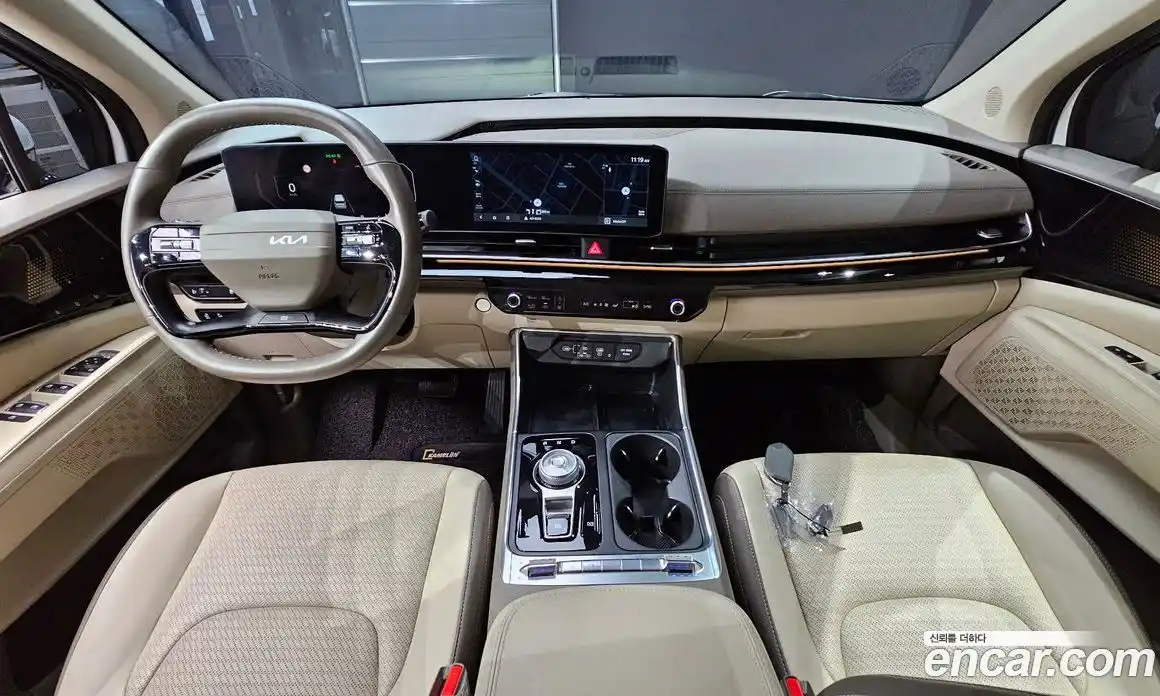 Kia Canival 2025 3.5 Автомат в Москве № 114875, фото 7