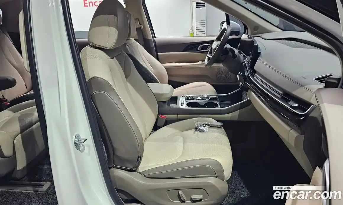 Kia Canival 2025 3.5 Автомат в Москве № 114875, фото 10