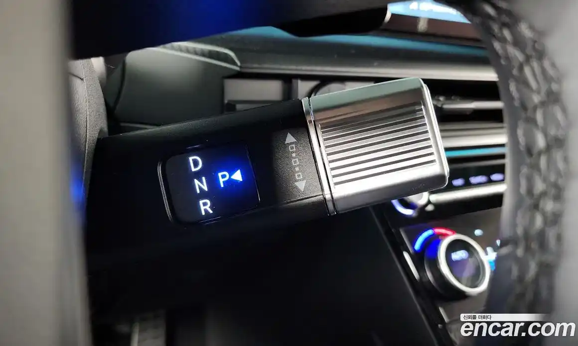 Hyundai Santa Fe 2024 1.6 Автомат в Москве № 119869, фото 9