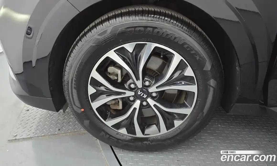 Kia Canival 2021 2.2 Автомат в Москве № 120521, фото 13