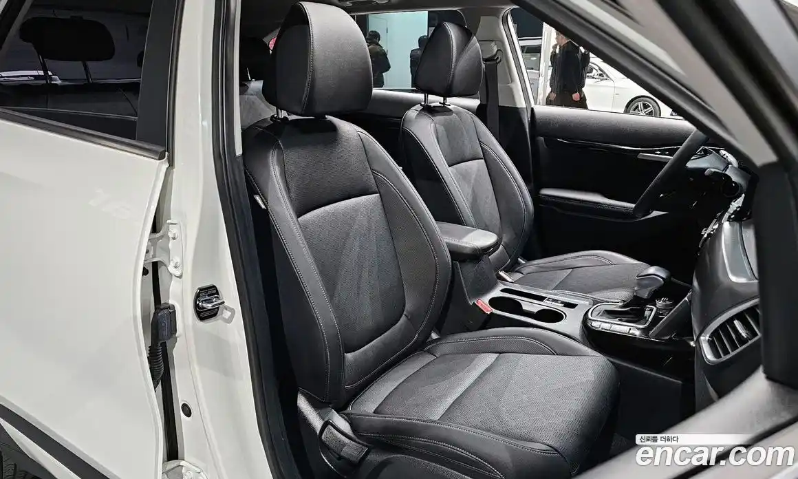 Kia Seltos 2023 1.6 Автомат в Москве № 121600, фото 3