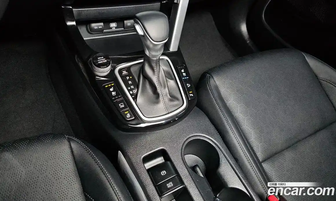 Kia Seltos 2023 1.6 Автомат в Москве № 121600, фото 5